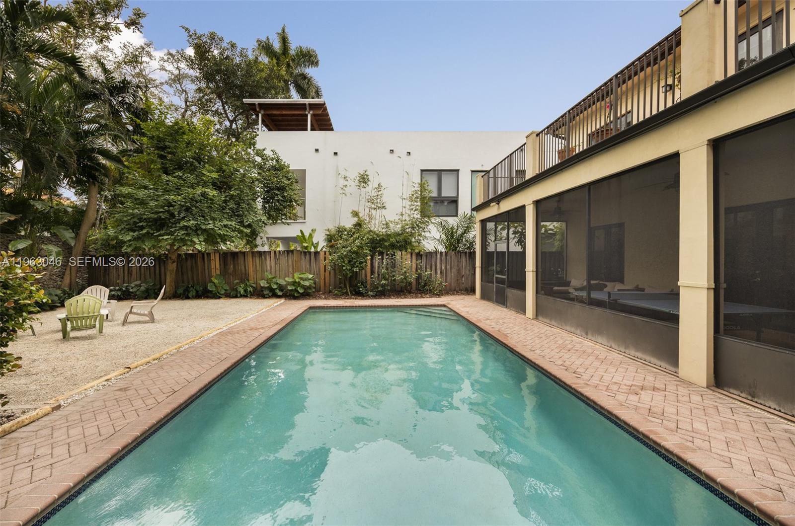 DOUGLAS CIRCLE - Residential