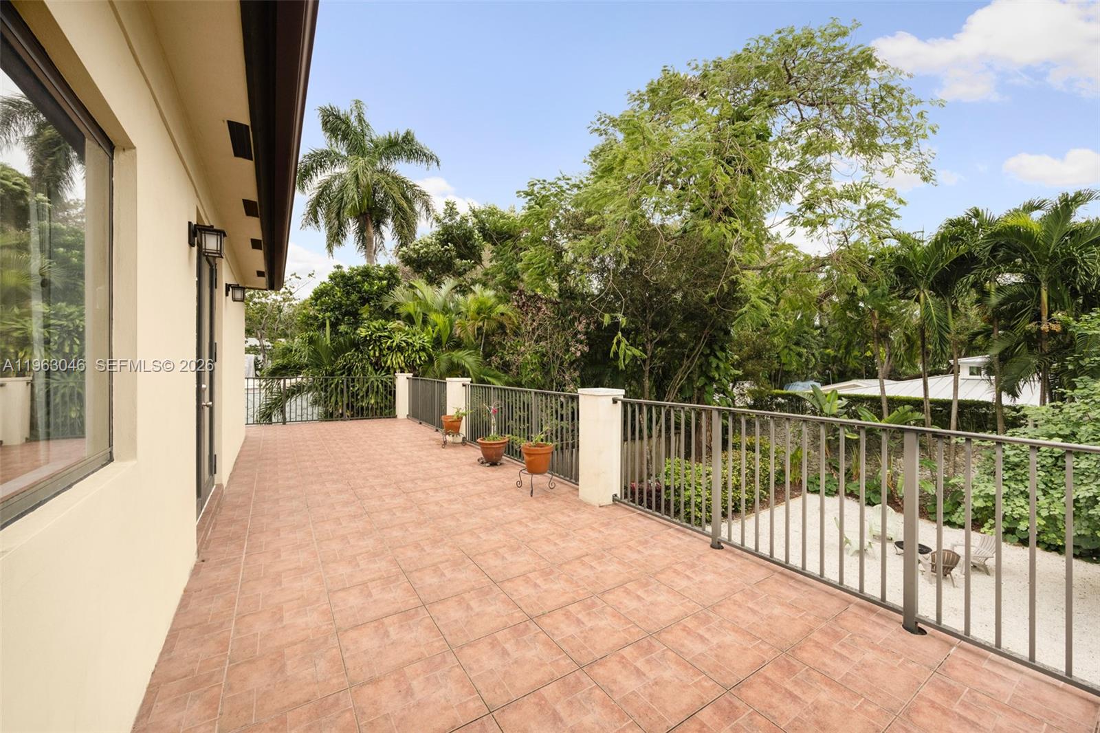 DOUGLAS CIRCLE - Residential