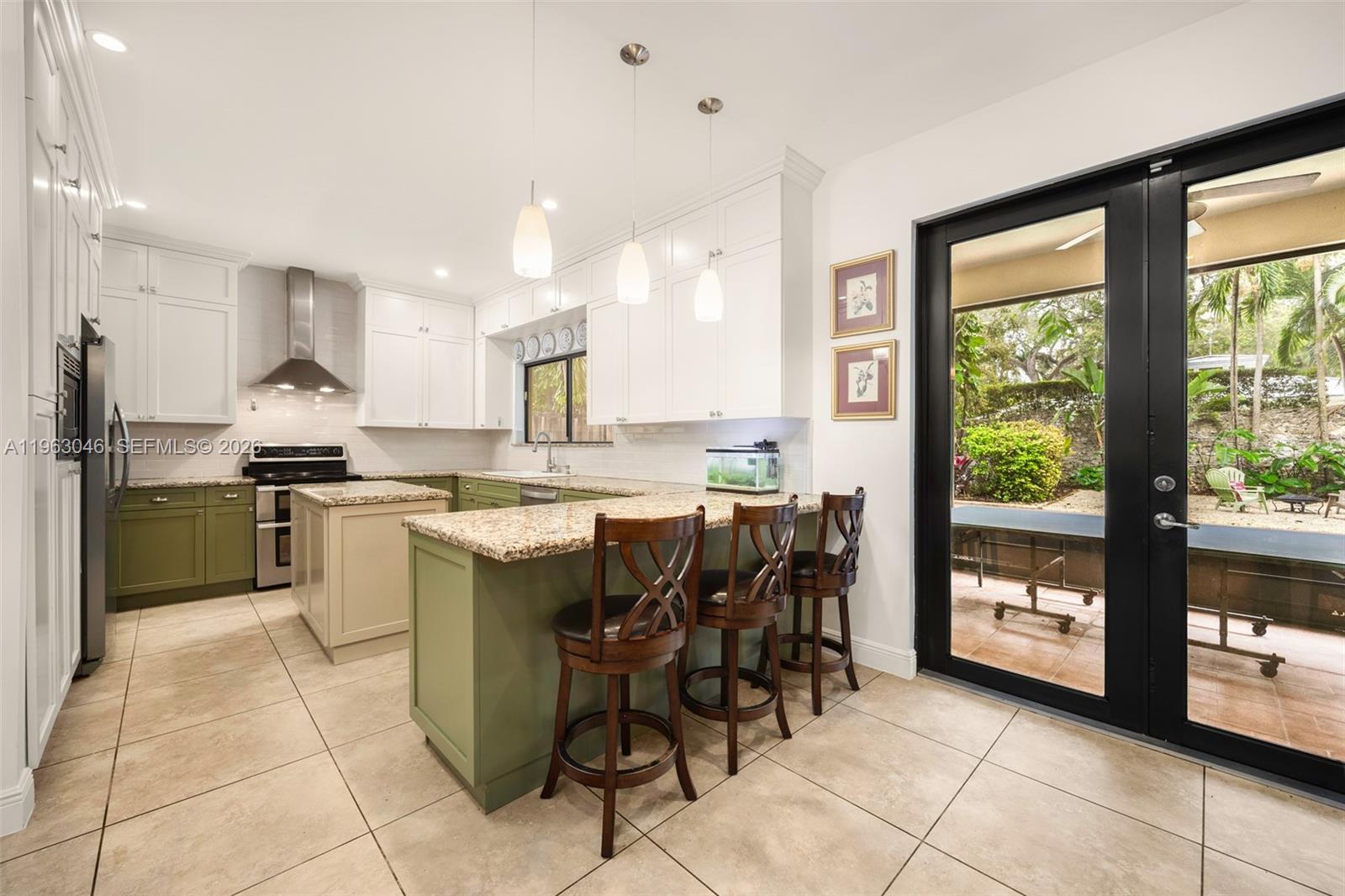 DOUGLAS CIRCLE - Residential