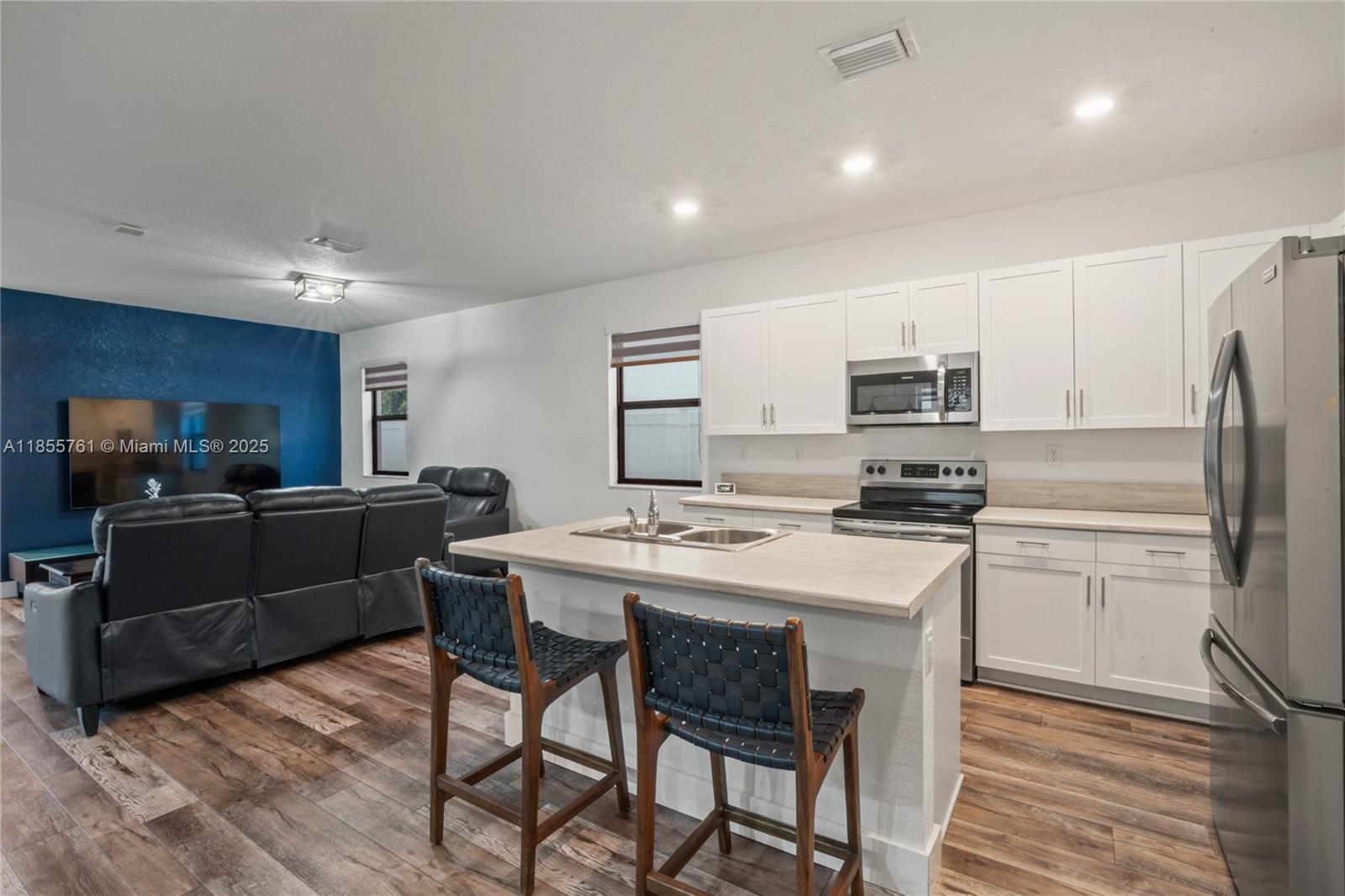 AQUABELLA NORTH - Residential