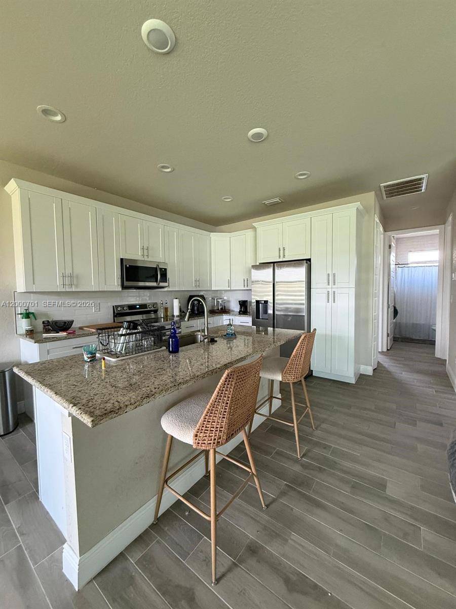 PORT LaBelle UNIT 12 - Residential