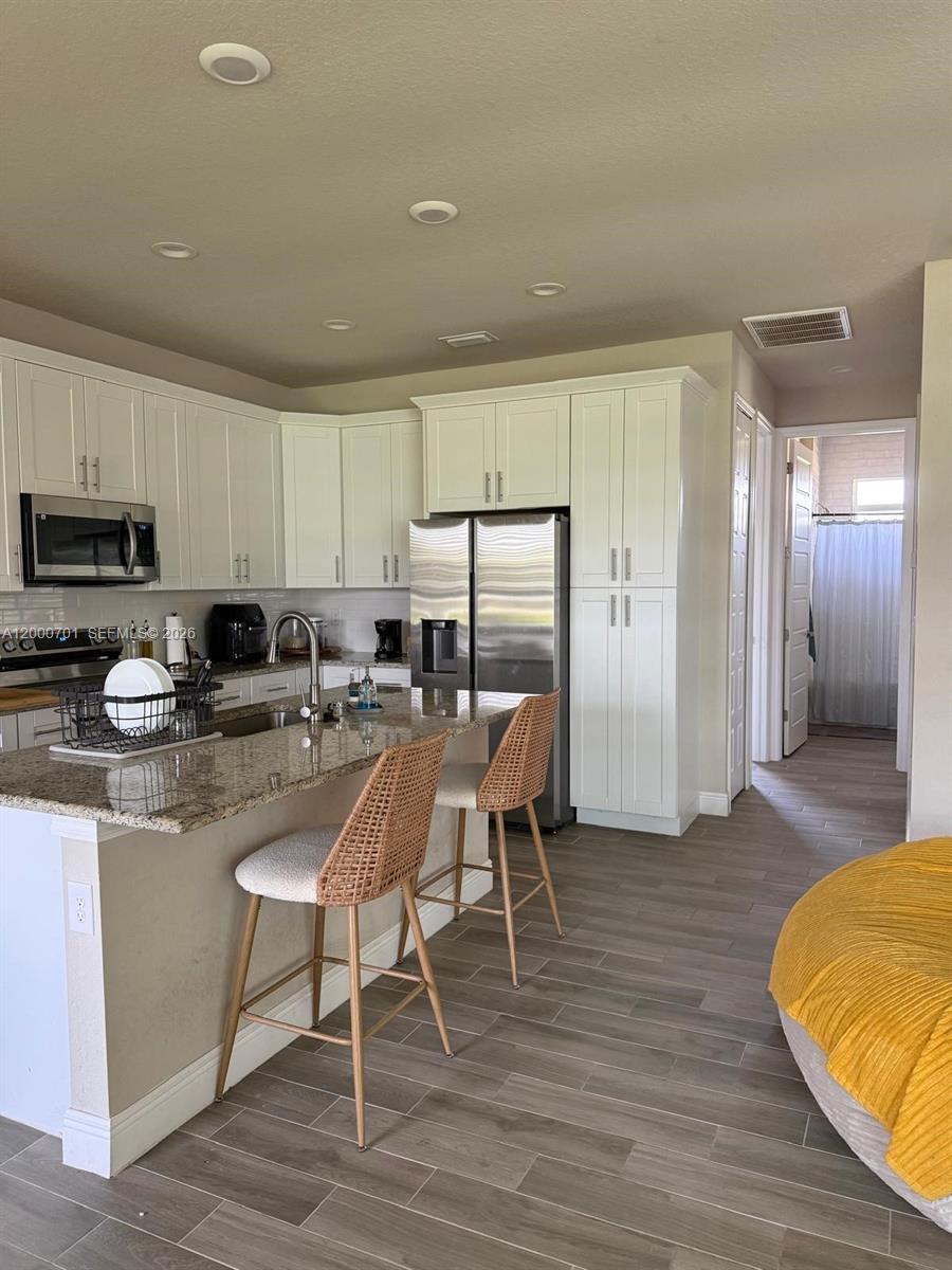 PORT LaBelle UNIT 12 - Residential