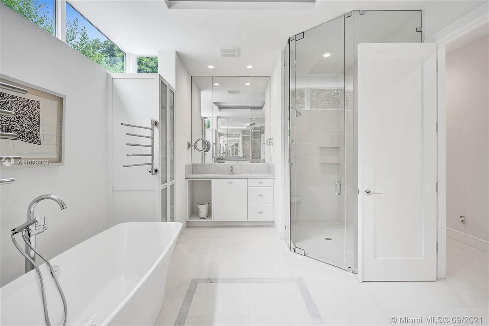 SUNRISE KEY - Residential