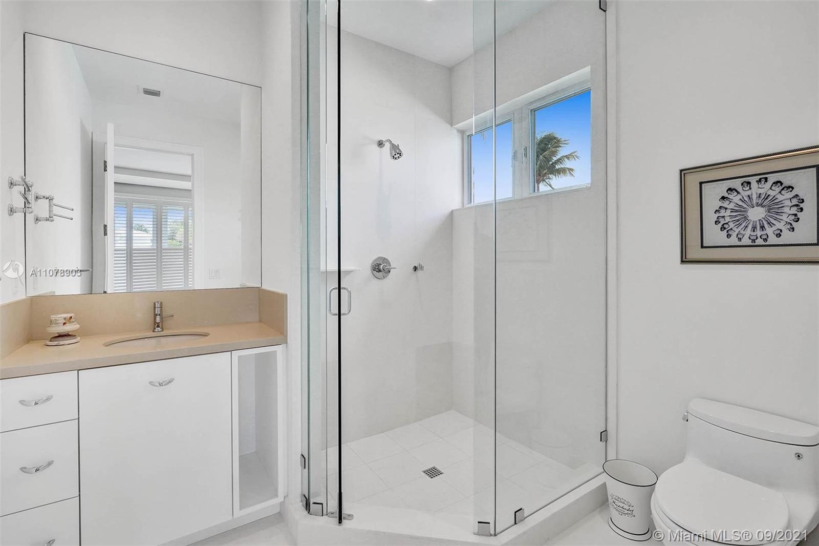 SUNRISE KEY - Residential