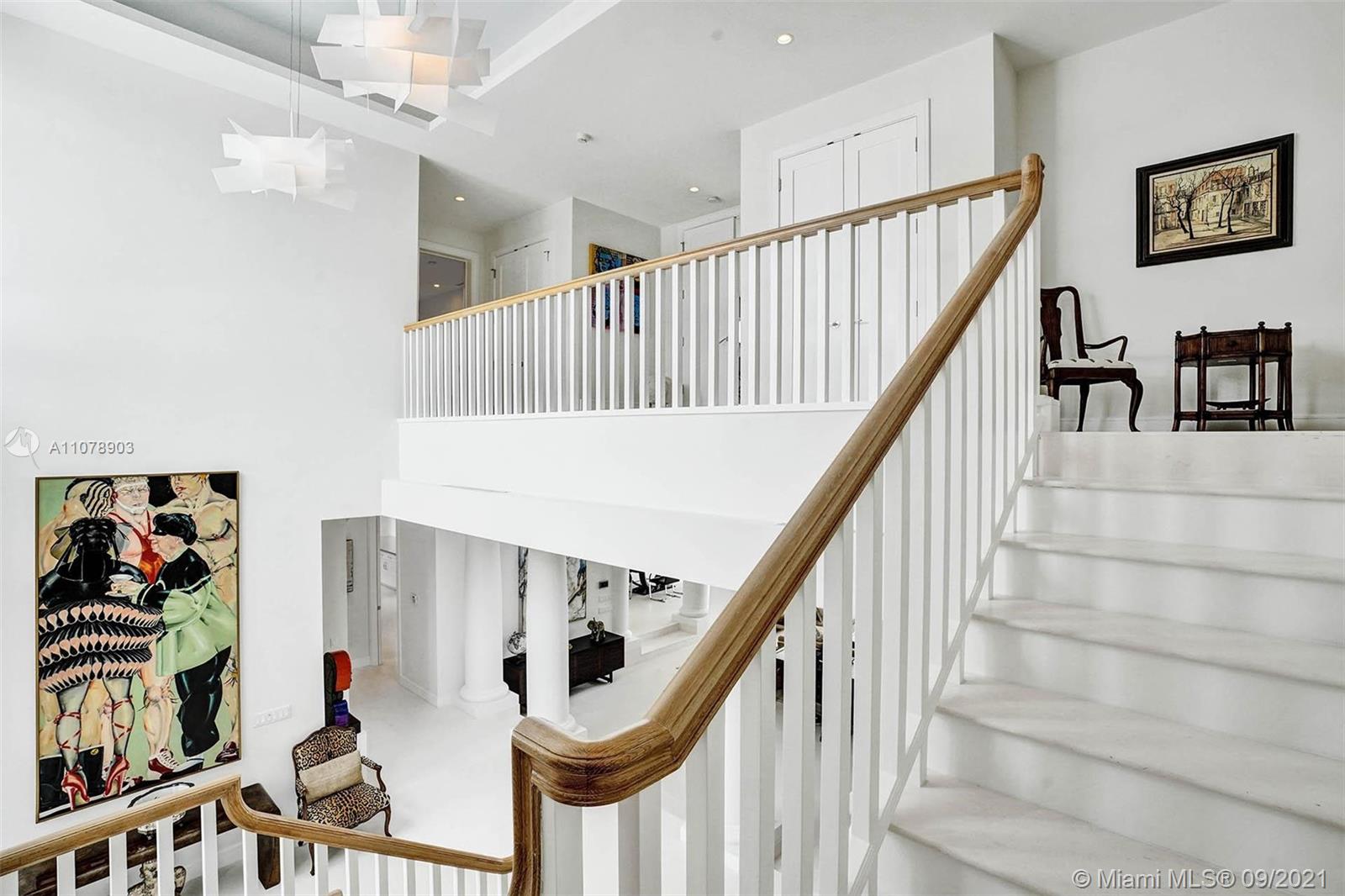 SUNRISE KEY - Residential