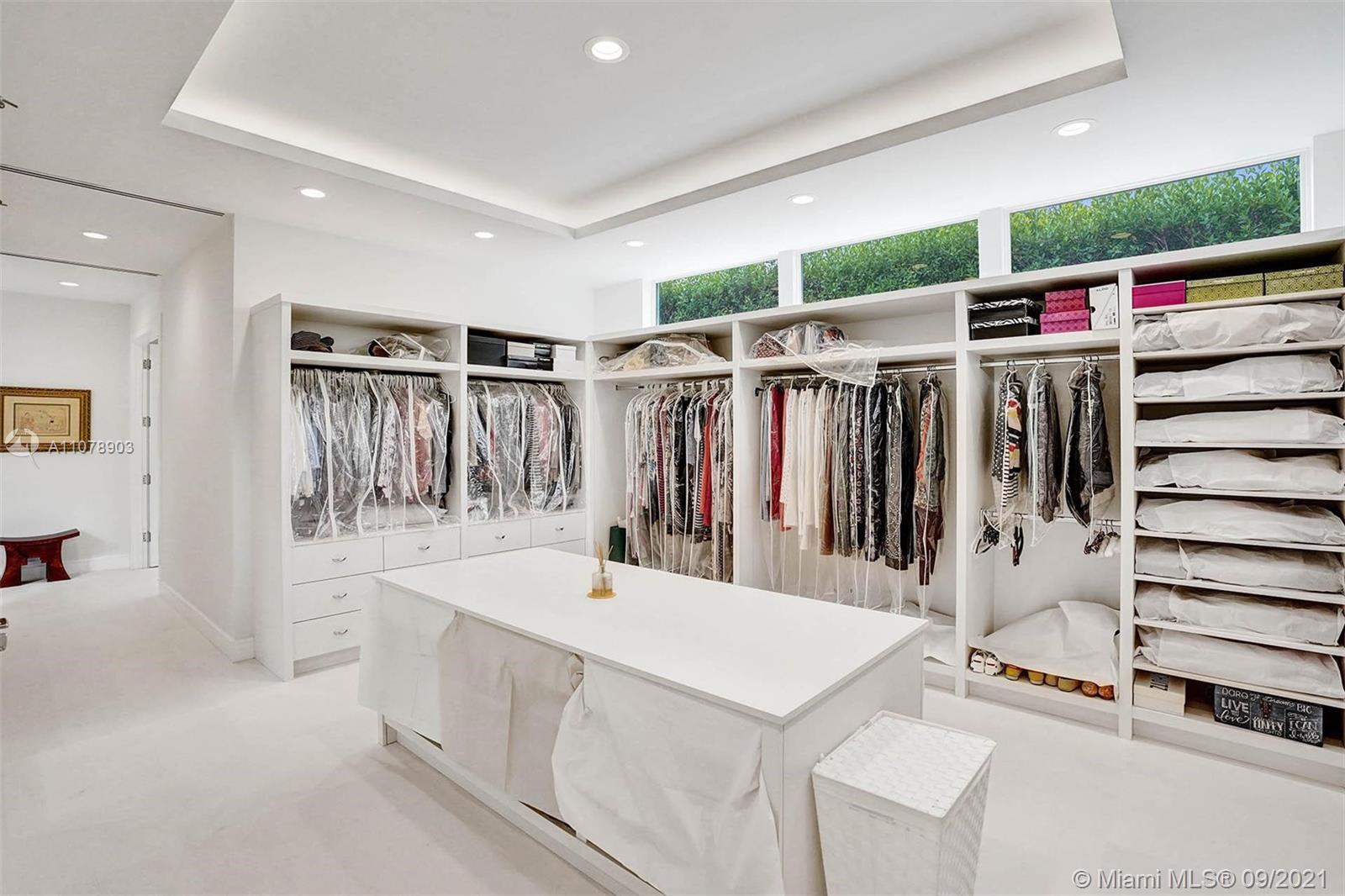 SUNRISE KEY - Residential