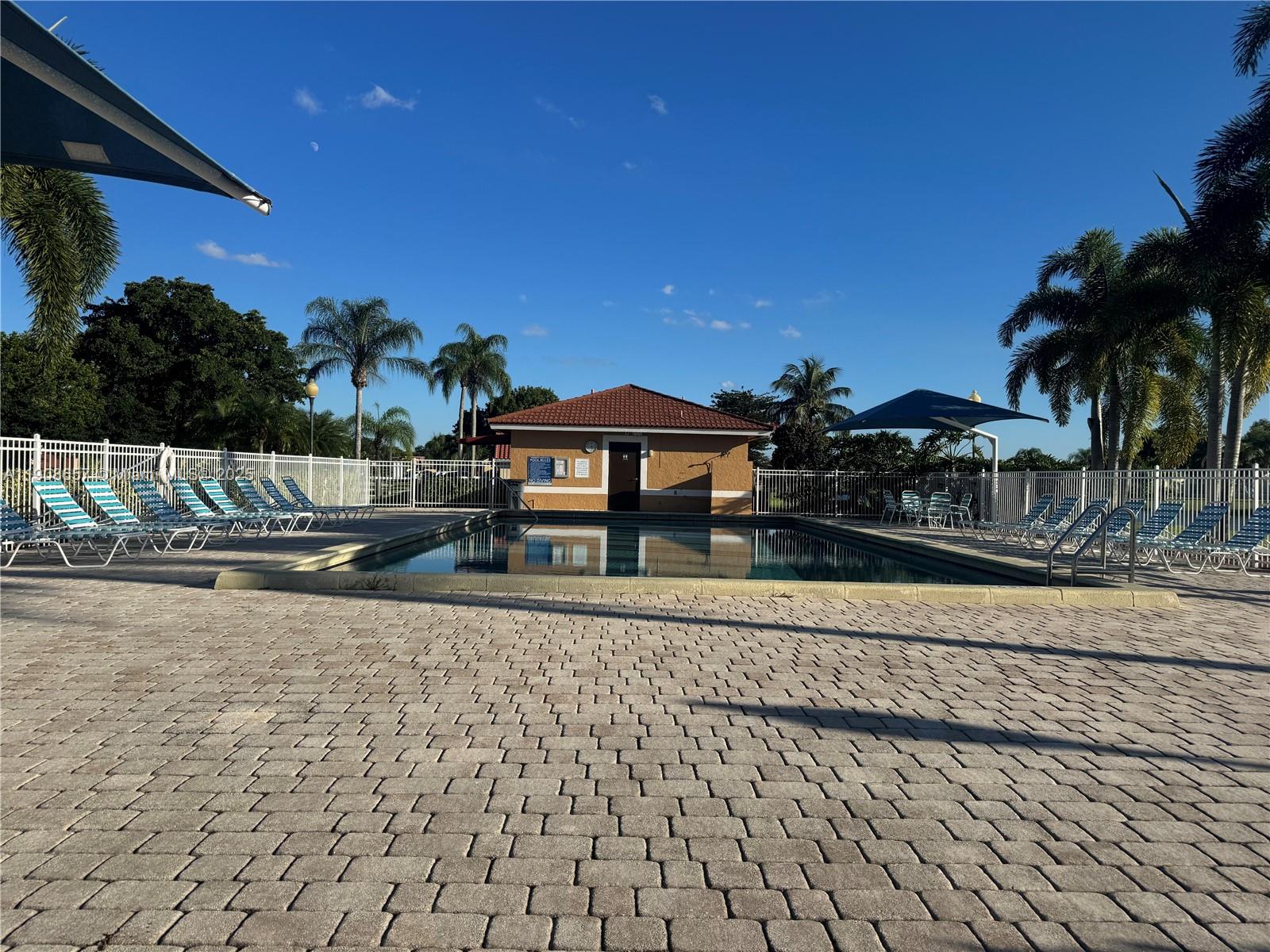 RAINBOW LAKES I - Residential Lease