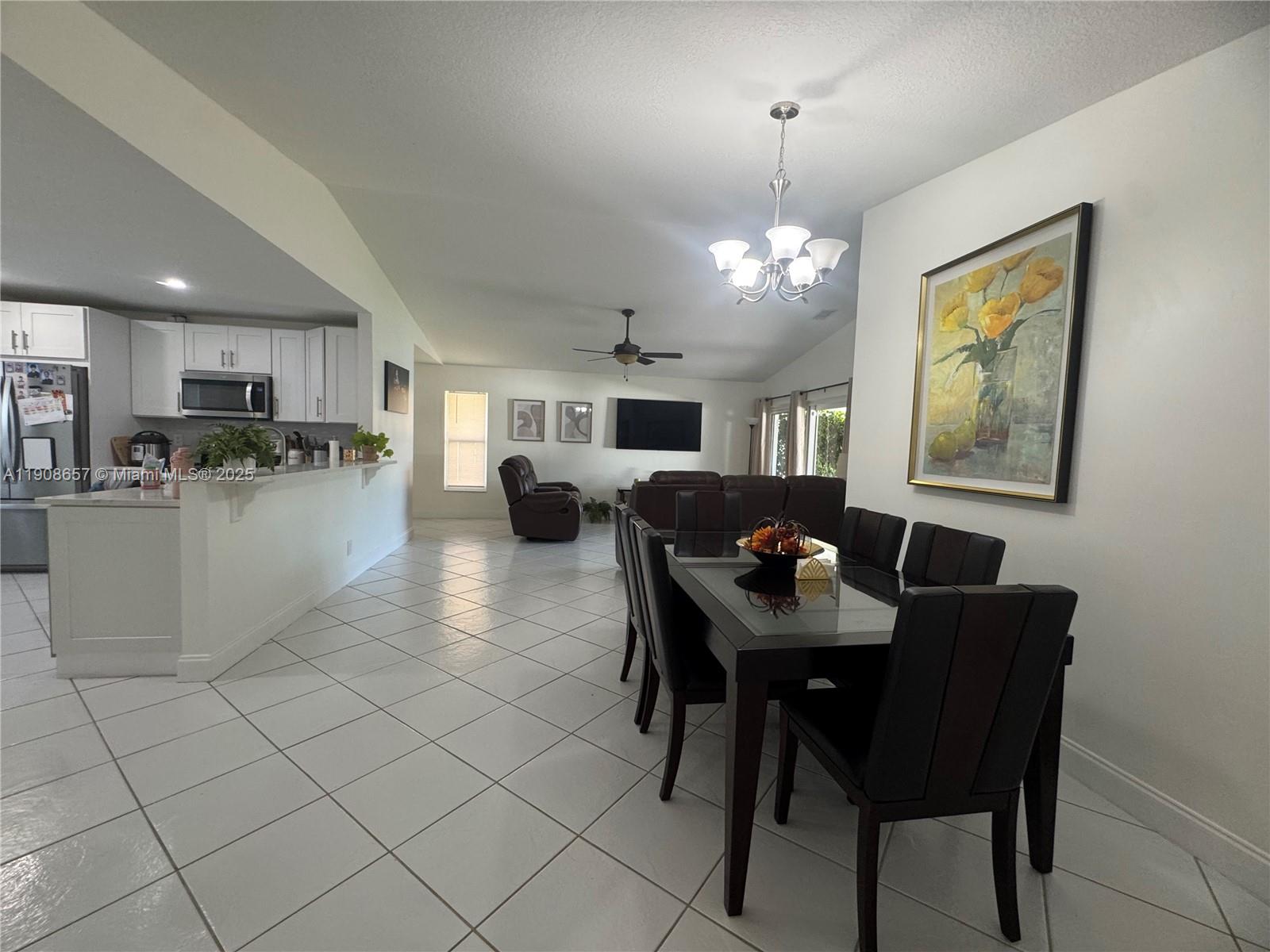 RAINBOW LAKES I - Residential Lease