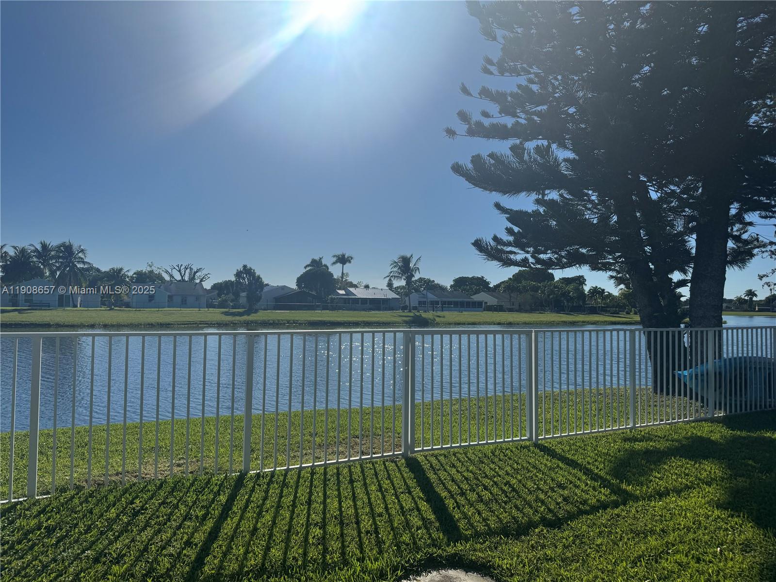 RAINBOW LAKES I - Residential Lease