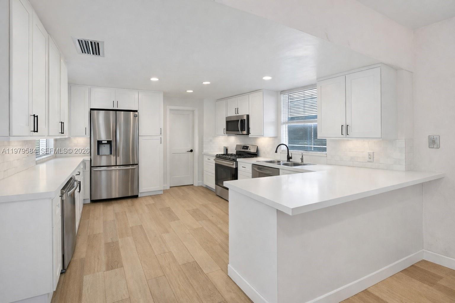 CUTLER RIDGE PINES - Residential