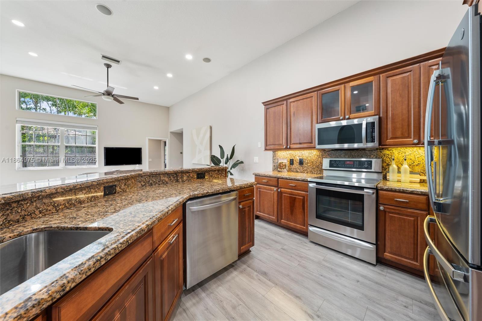 Jardin - Residential Lease