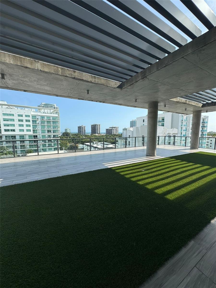 CASSA BRICKELL CONDO - Residential