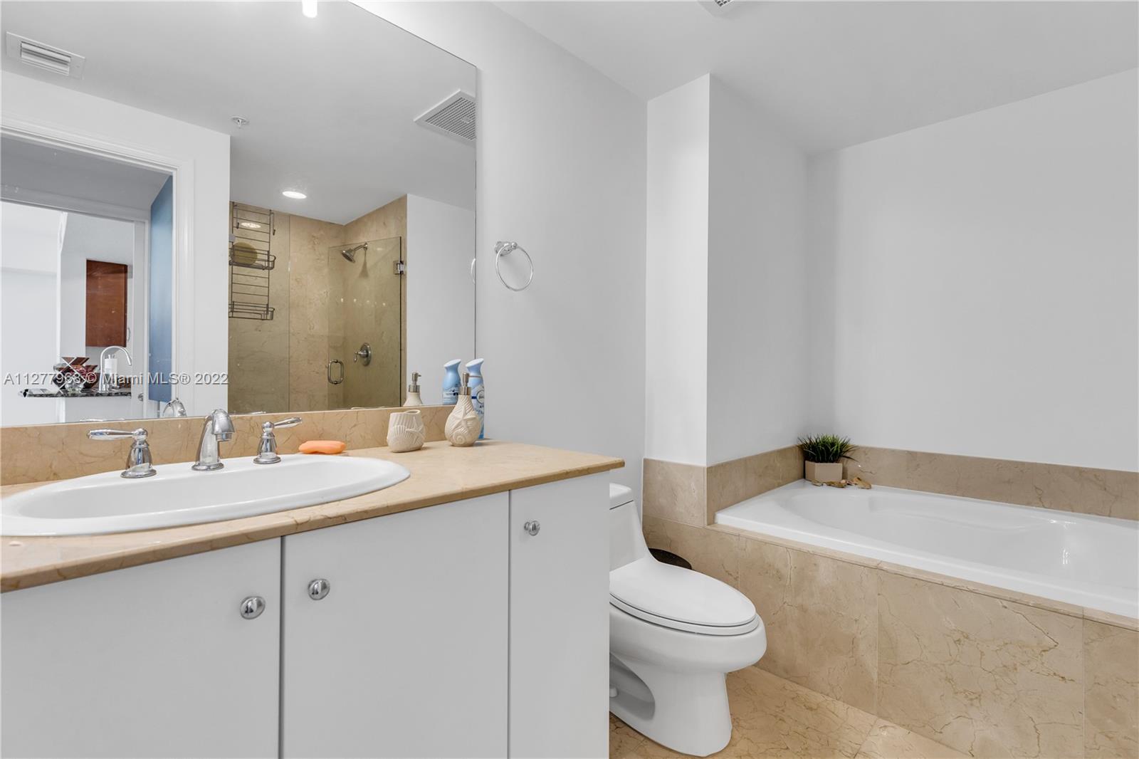 CASA COSTA CONDO - Residential