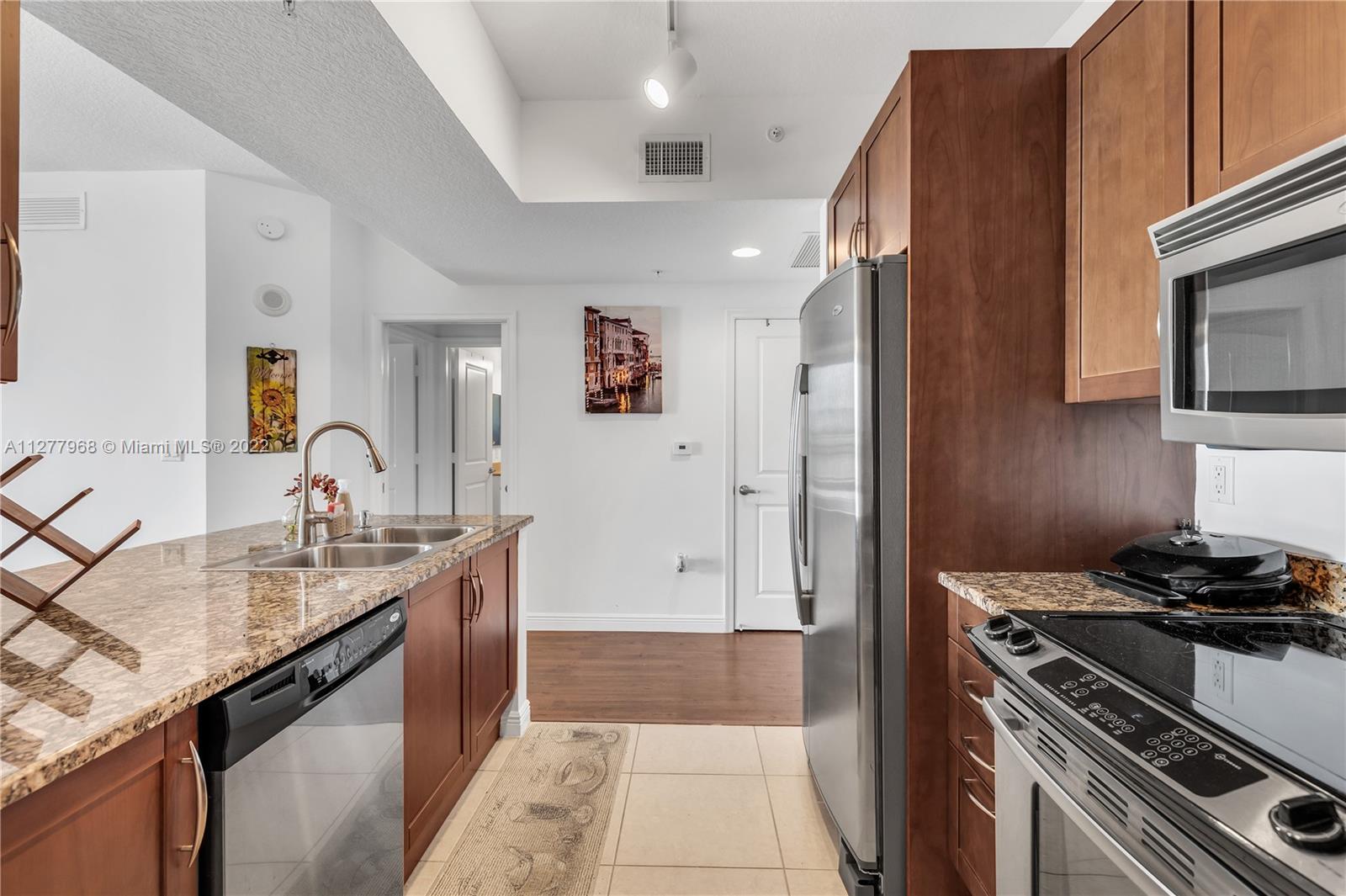 CASA COSTA CONDO - Residential