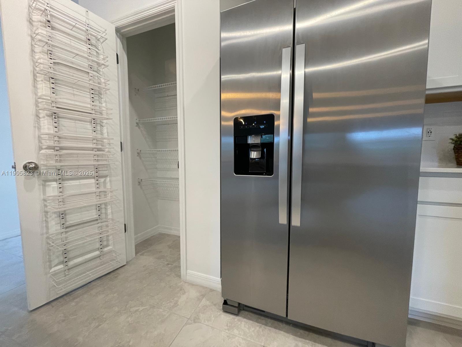 EMORY - Residential Lease