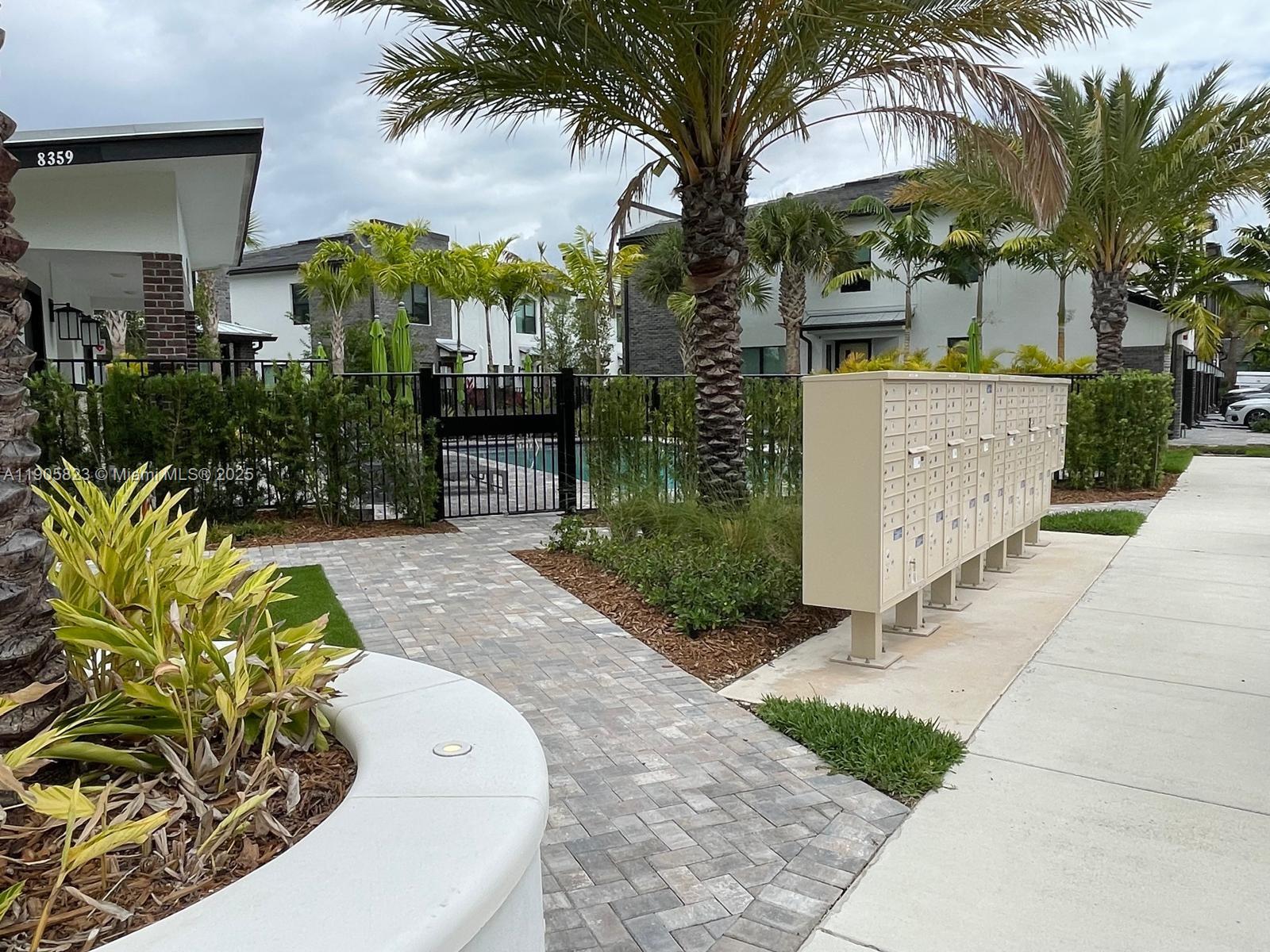 EMORY - Residential Lease