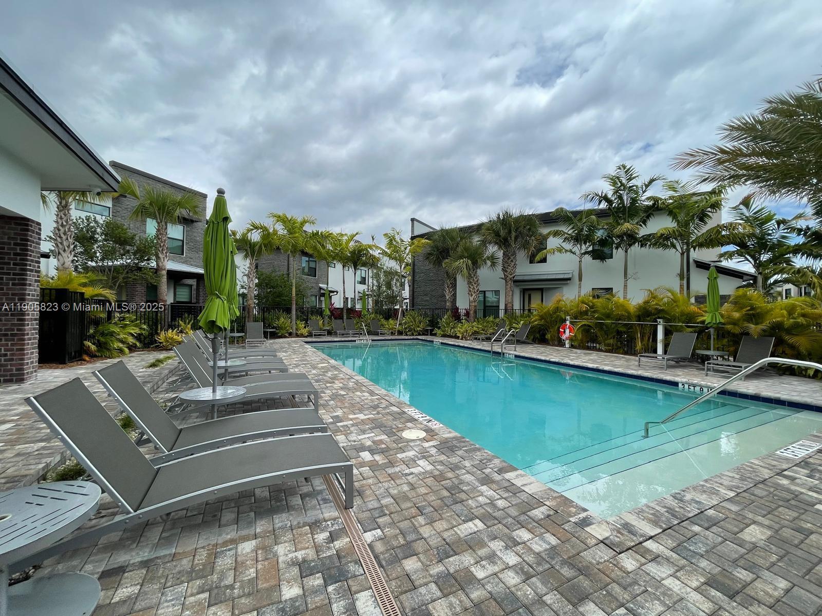 EMORY - Residential Lease