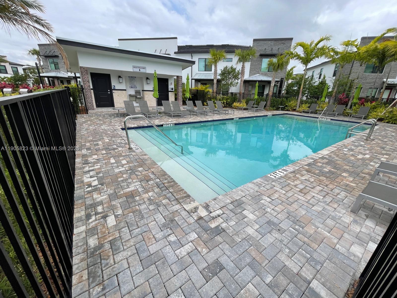 EMORY - Residential Lease