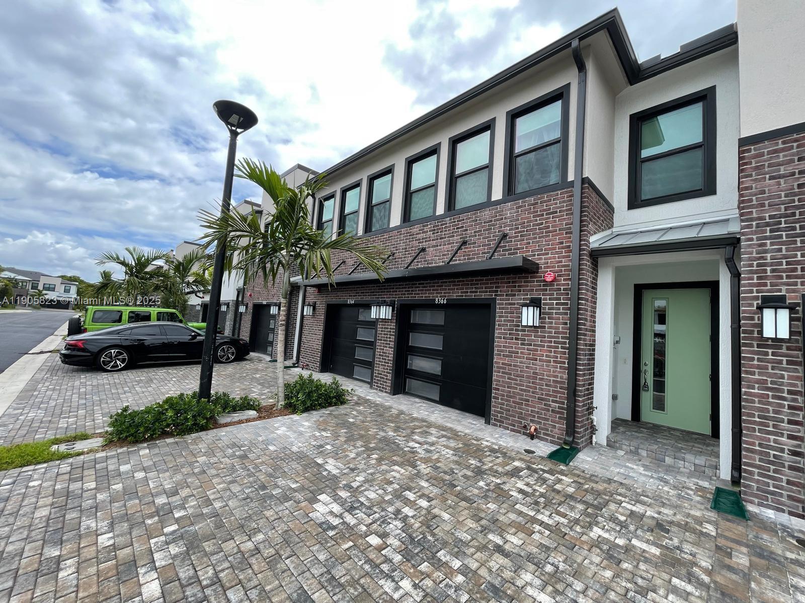 EMORY - Residential Lease