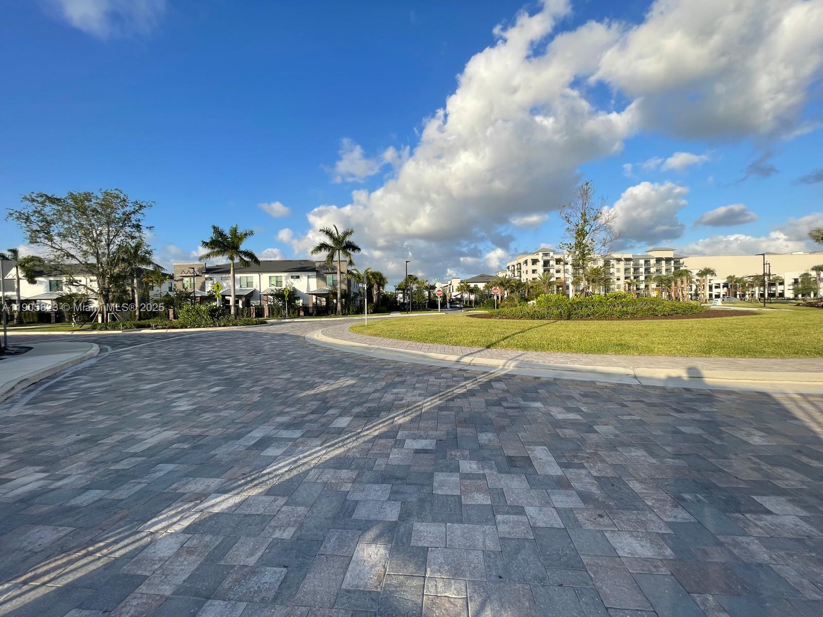 EMORY - Residential Lease