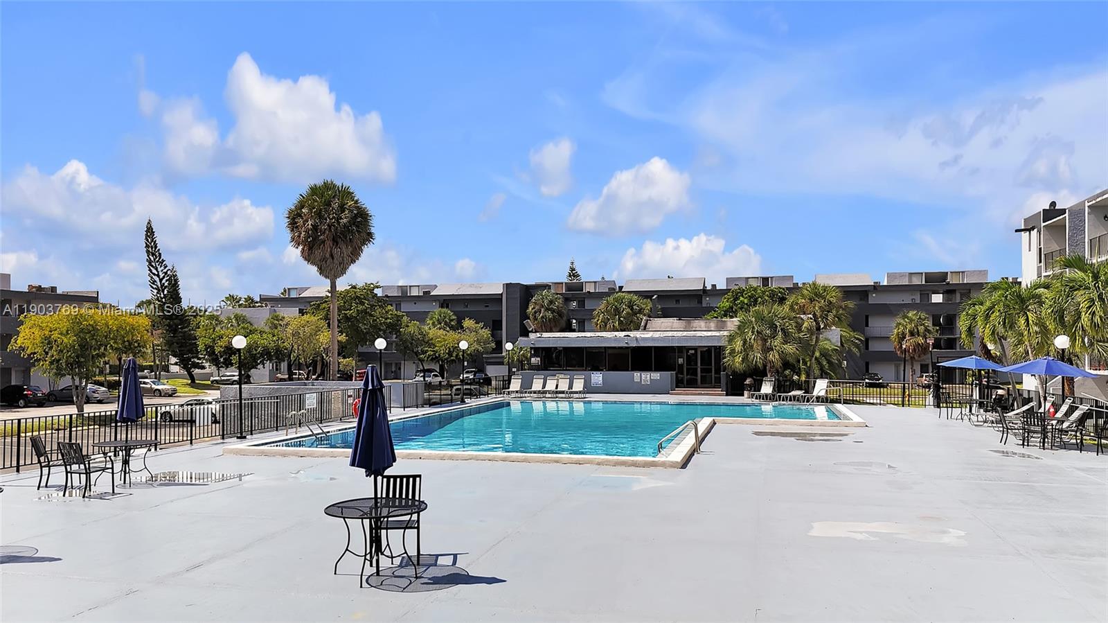 THE GREENS CONDO - Residential Lease