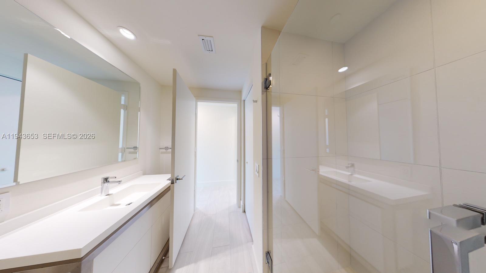 2000 Metropica Way 2310