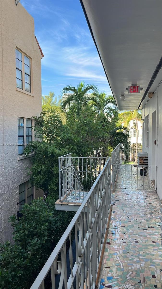 LINCOLN PLACE CONDO - Residential