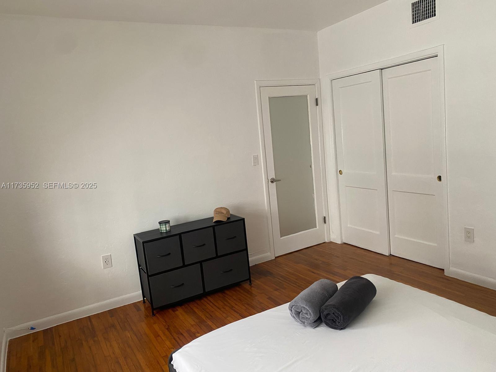 LINCOLN PLACE CONDO - Residential