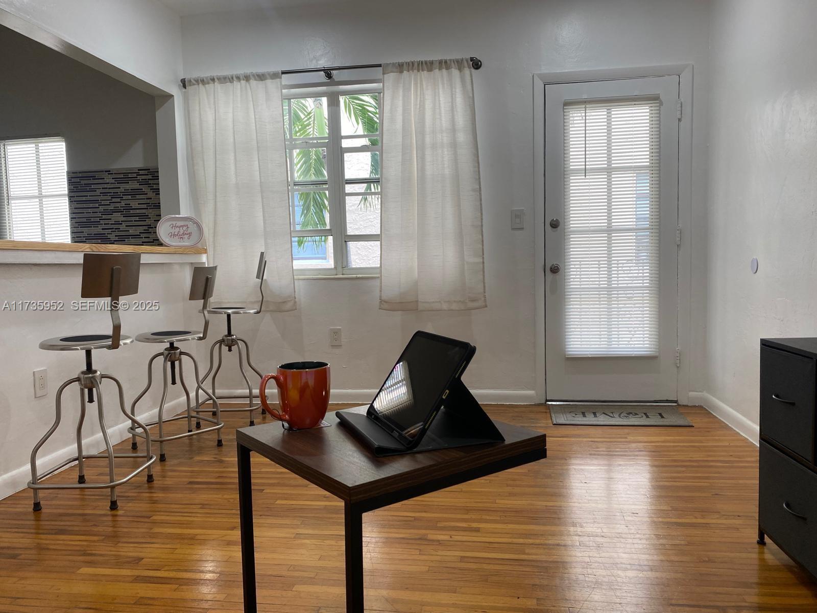 LINCOLN PLACE CONDO - Residential