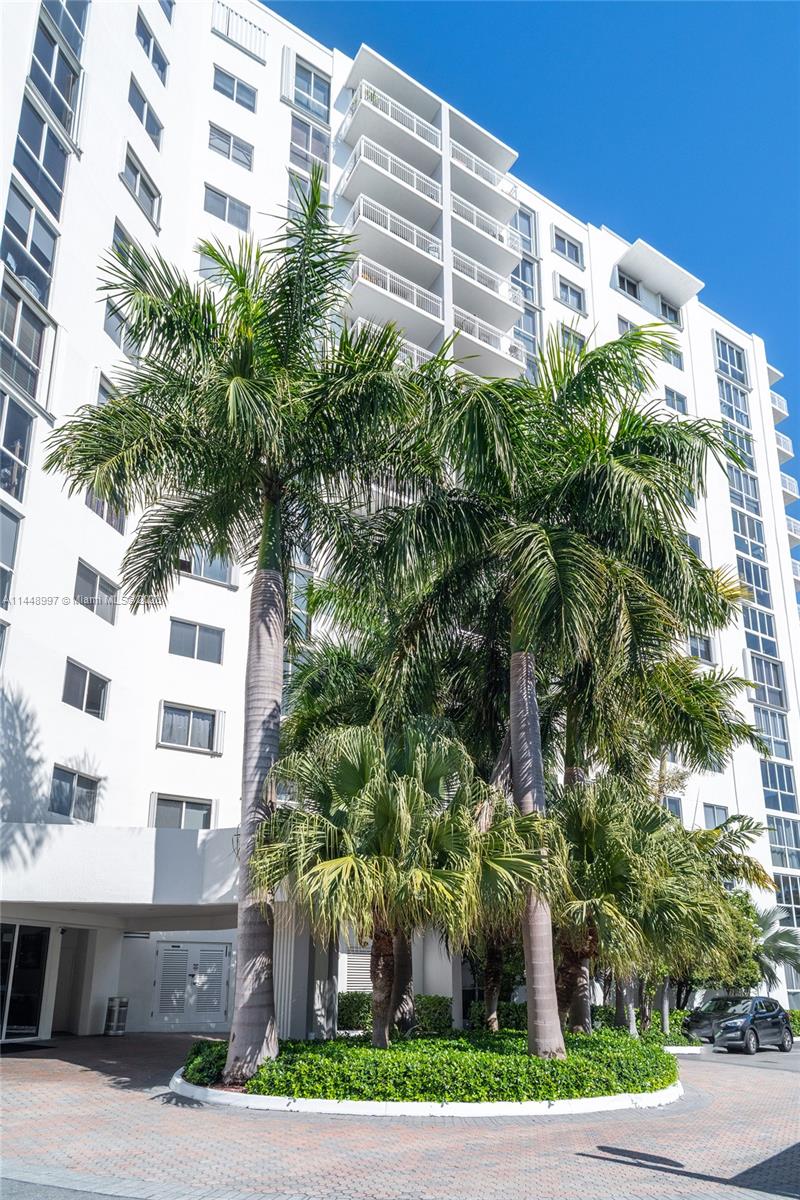 Rarely available penthouse unit with views in every direction. Bright corner 2/2 with 2 parking spaces (one covered). Completely renovated with impact windows, Veneta Cucine kitchen, new floors and bathrooms. Walk-in closet and lots of storage. Location is everything—across from Trader Joe’s, close to Publix, Fresh Market, Whole Foods, and 1 block north of Lincoln Road. Gyms, restaurants, clubs and the beach all within 10 minutes walk. Quiet, boutique residential building with manager on site and 24hr front desk personnel. Pet friendly, under 25lbs. Easy access to Miami and Fort Lauderdale via the Venetian or both the south and north causeways. Florida living as it’s meant to be! Text or call agent for showings, 24hr notice required. Agent must accompany.