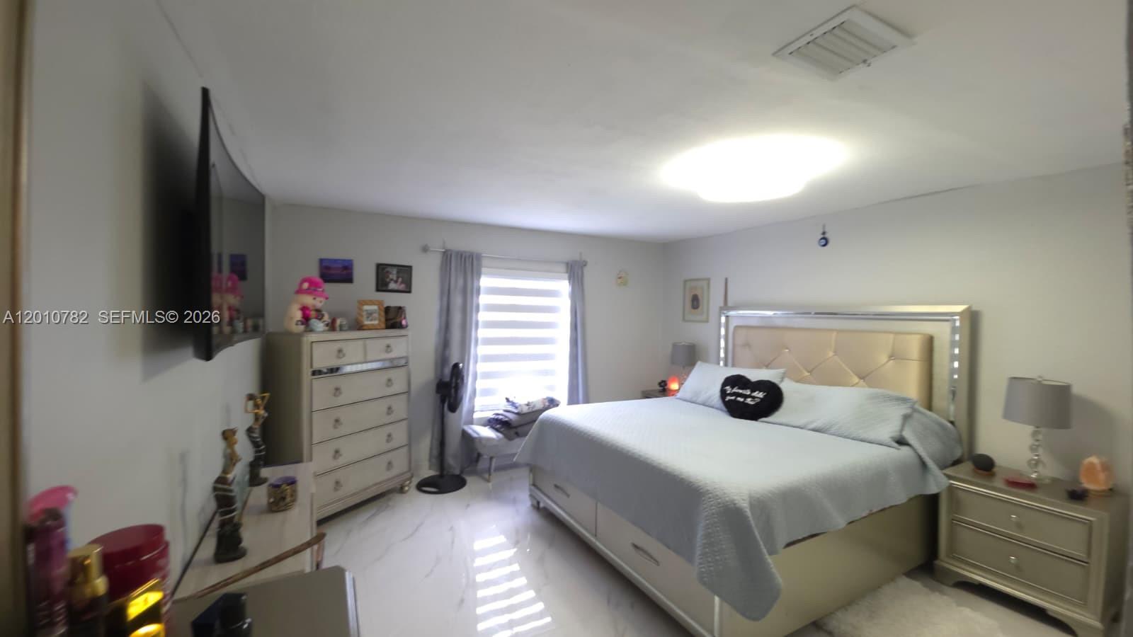GOLDEN GLADES PARK - Residential