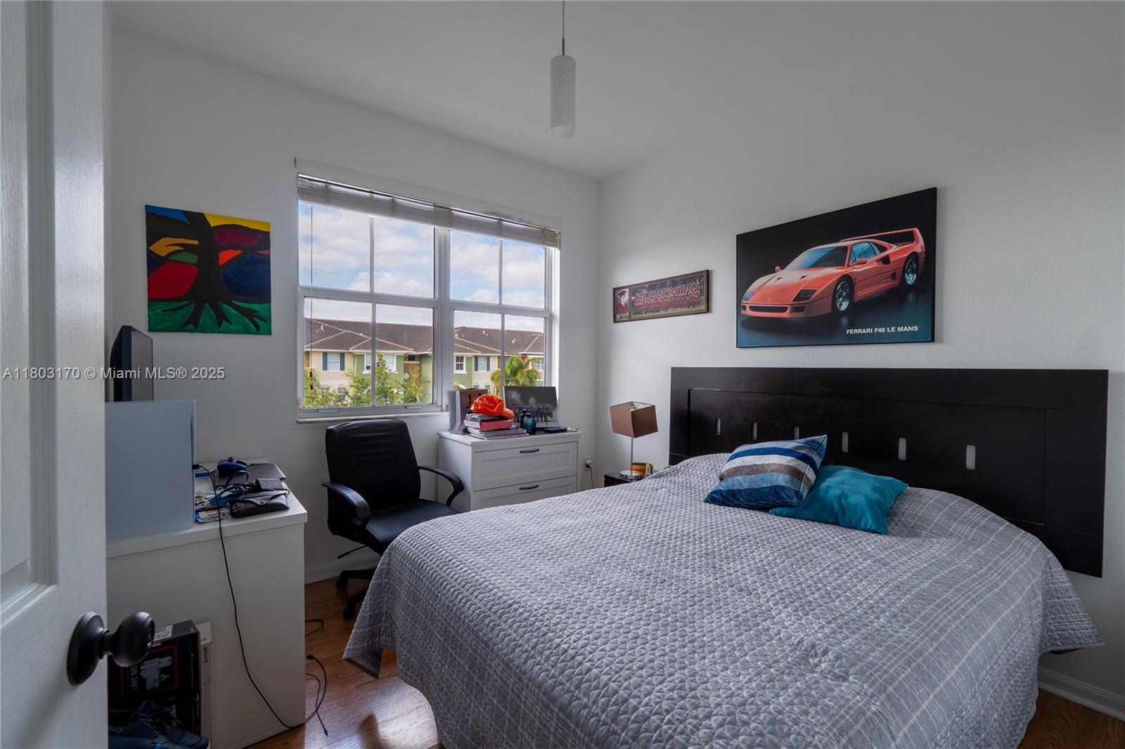 PROMENADE SHORES AT DORAL - Residential