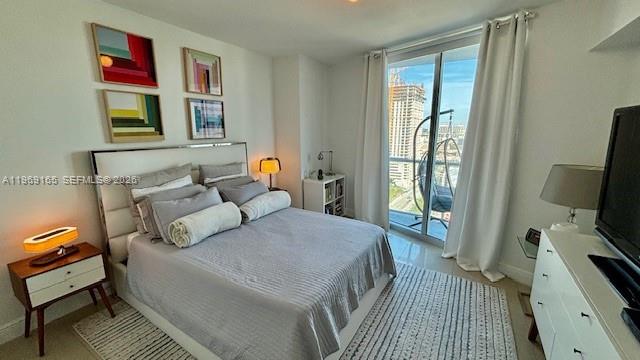 LATITUDE ON THE RIVER CON - Residential Lease