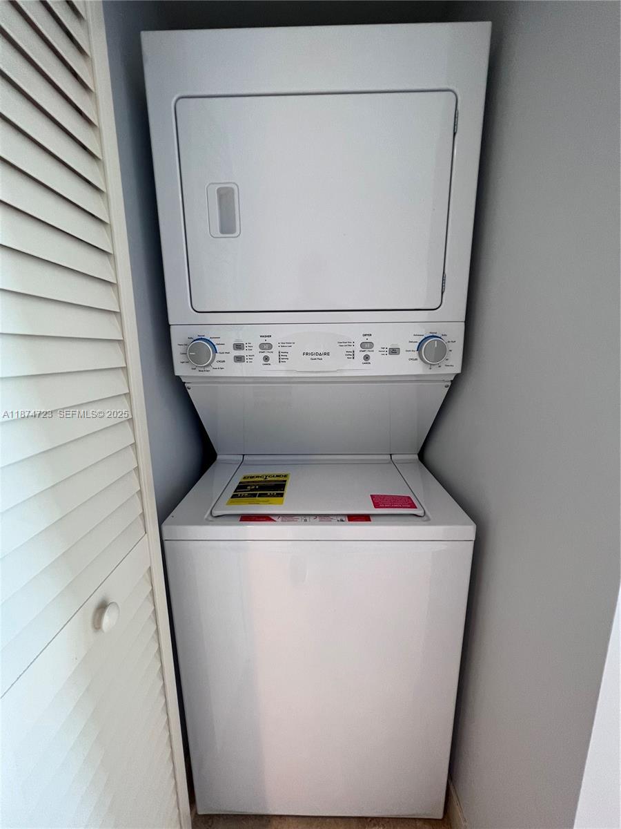 LATITUDE ON THE RIVER CON - Residential