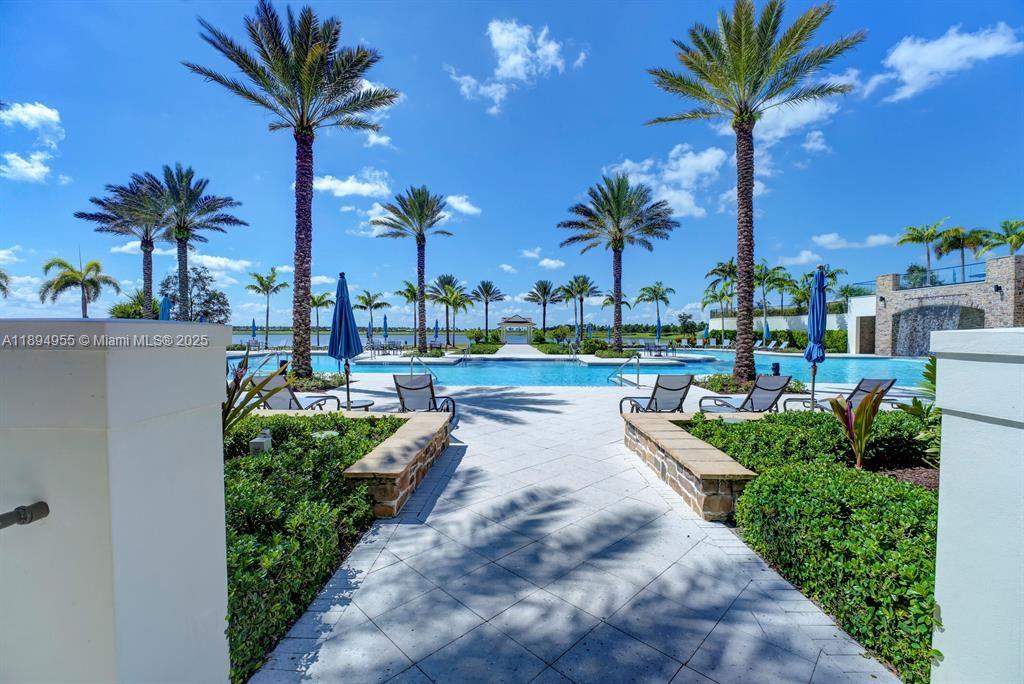 ARDEN PUD POD E NORTH - Residential Lease