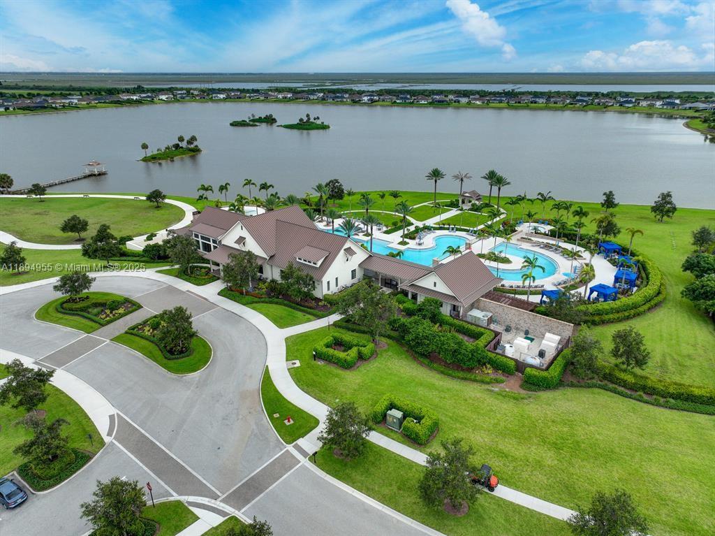 ARDEN PUD POD E NORTH - Residential Lease