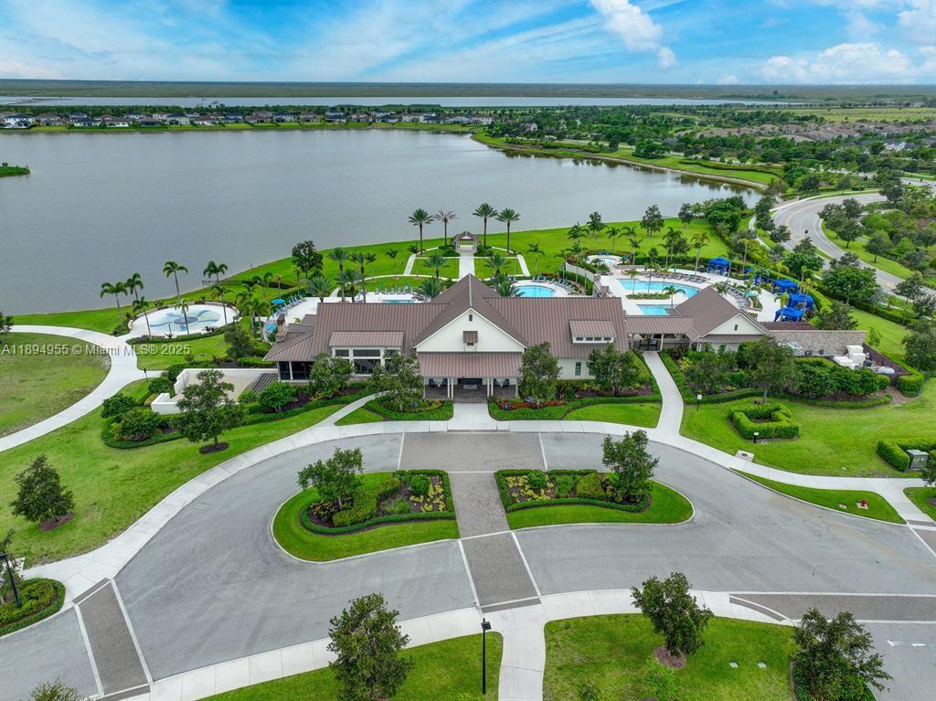 ARDEN PUD POD E NORTH - Residential Lease