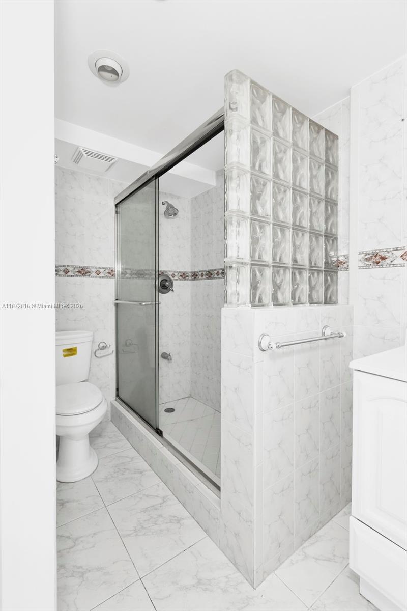CRESTVIEW TOWERS CONDO - Residential