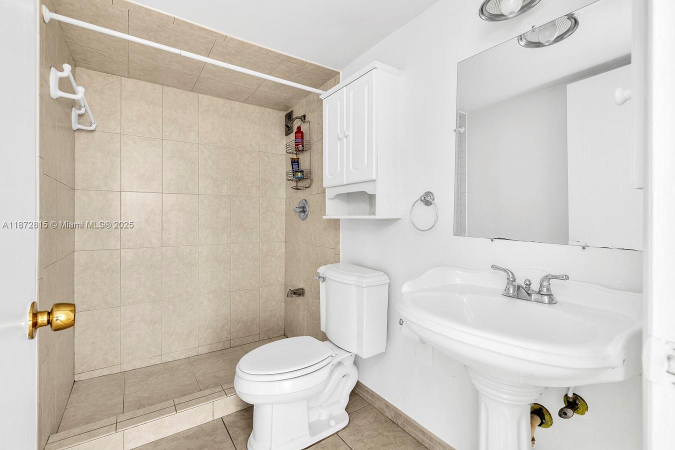 CRESTVIEW TOWERS CONDO - Residential