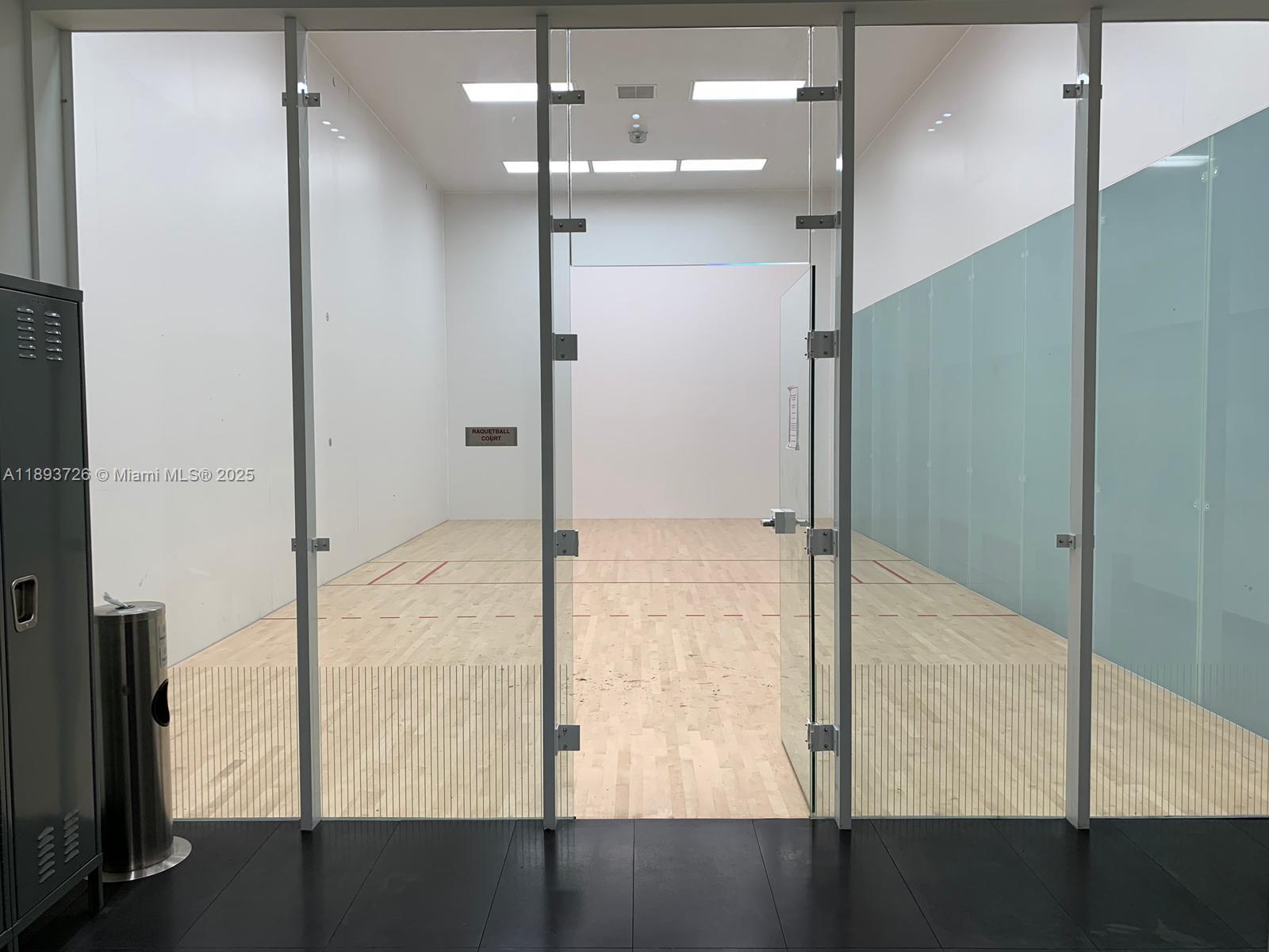 CANVAS CONDO - Residential Lease
