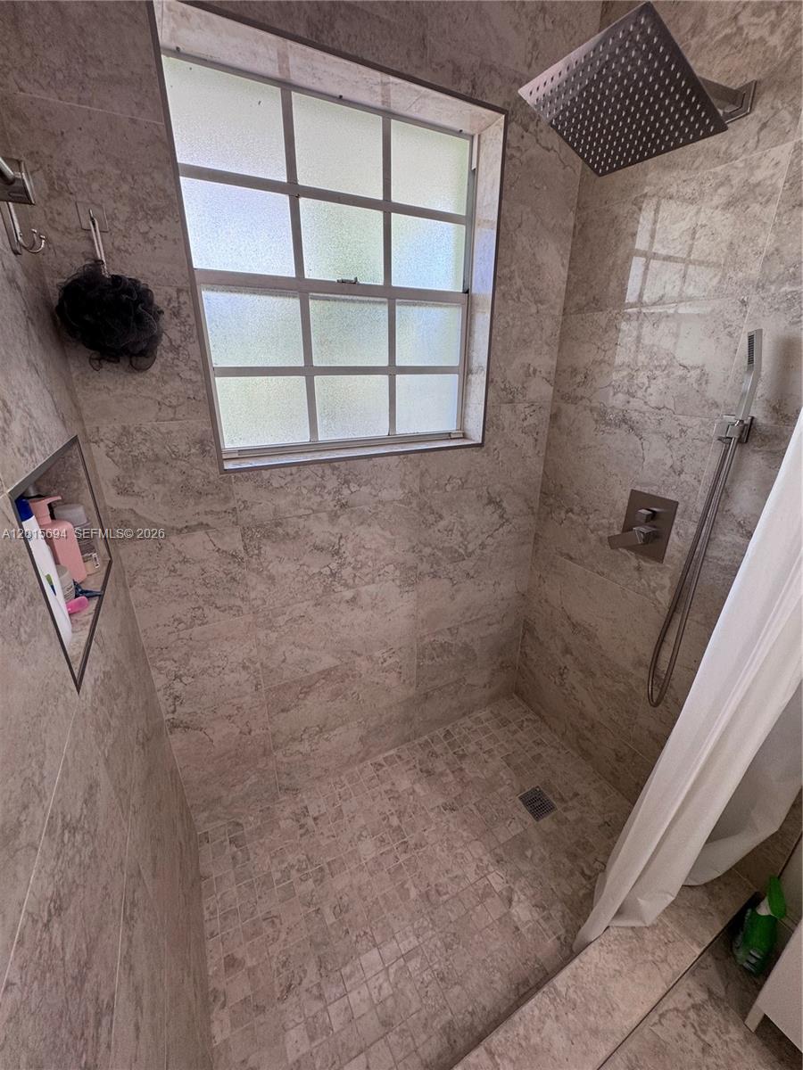 BAY VIEW CONDO - Residential Lease