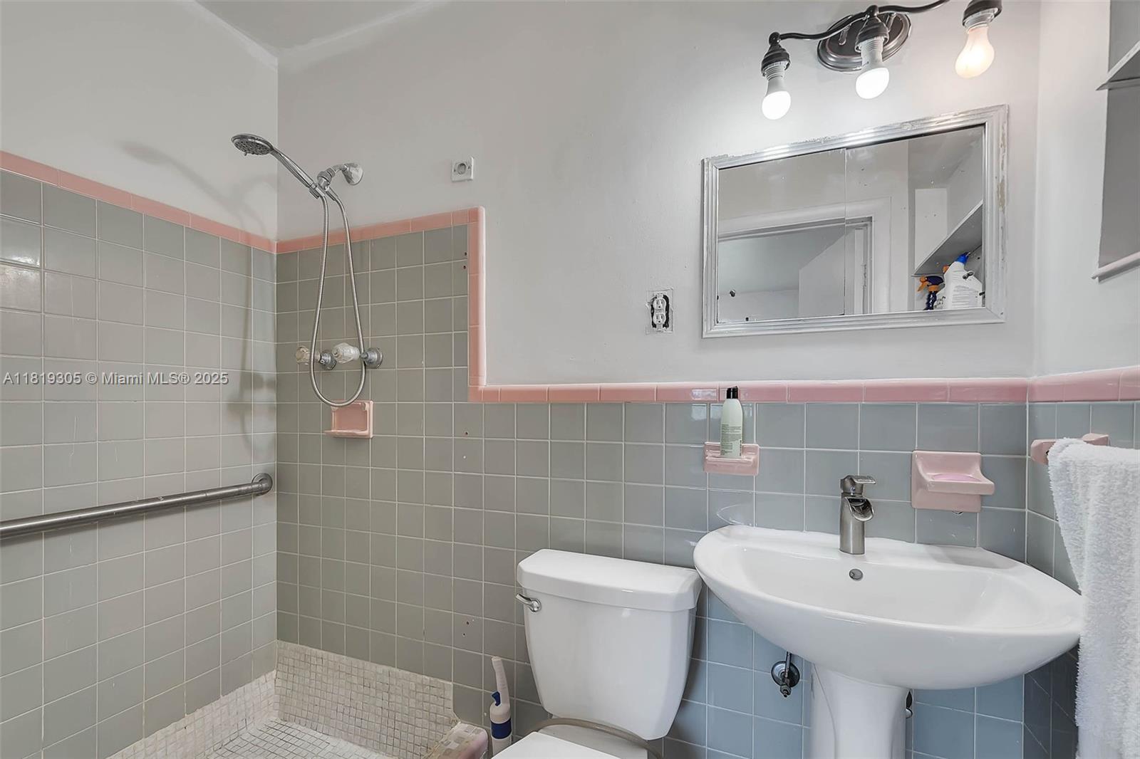 LAKE VIEW PARK SEC 1 - Residential