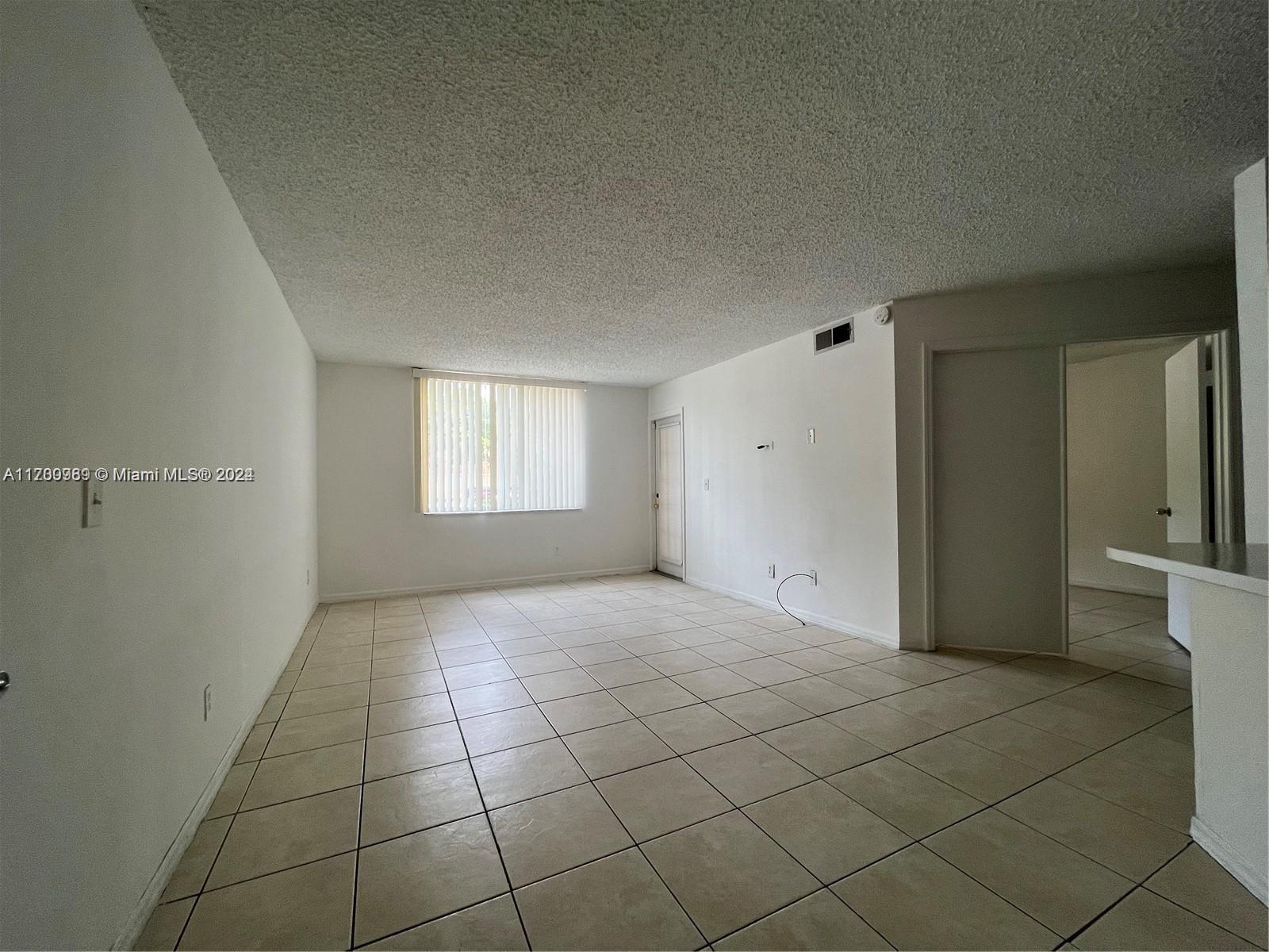 4015 W Mcnab Rd D101