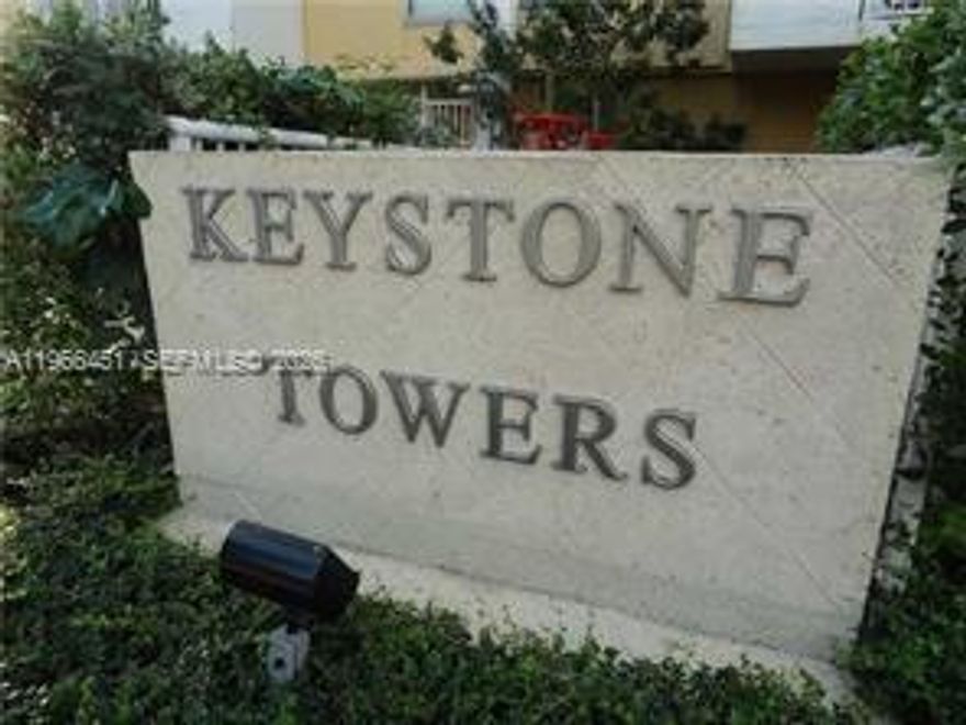 Spacious 1/1 in Keystone Towers. Pets allowed per owners. Unit is rented. read broker remarks. UNIT SOLD AS IS.