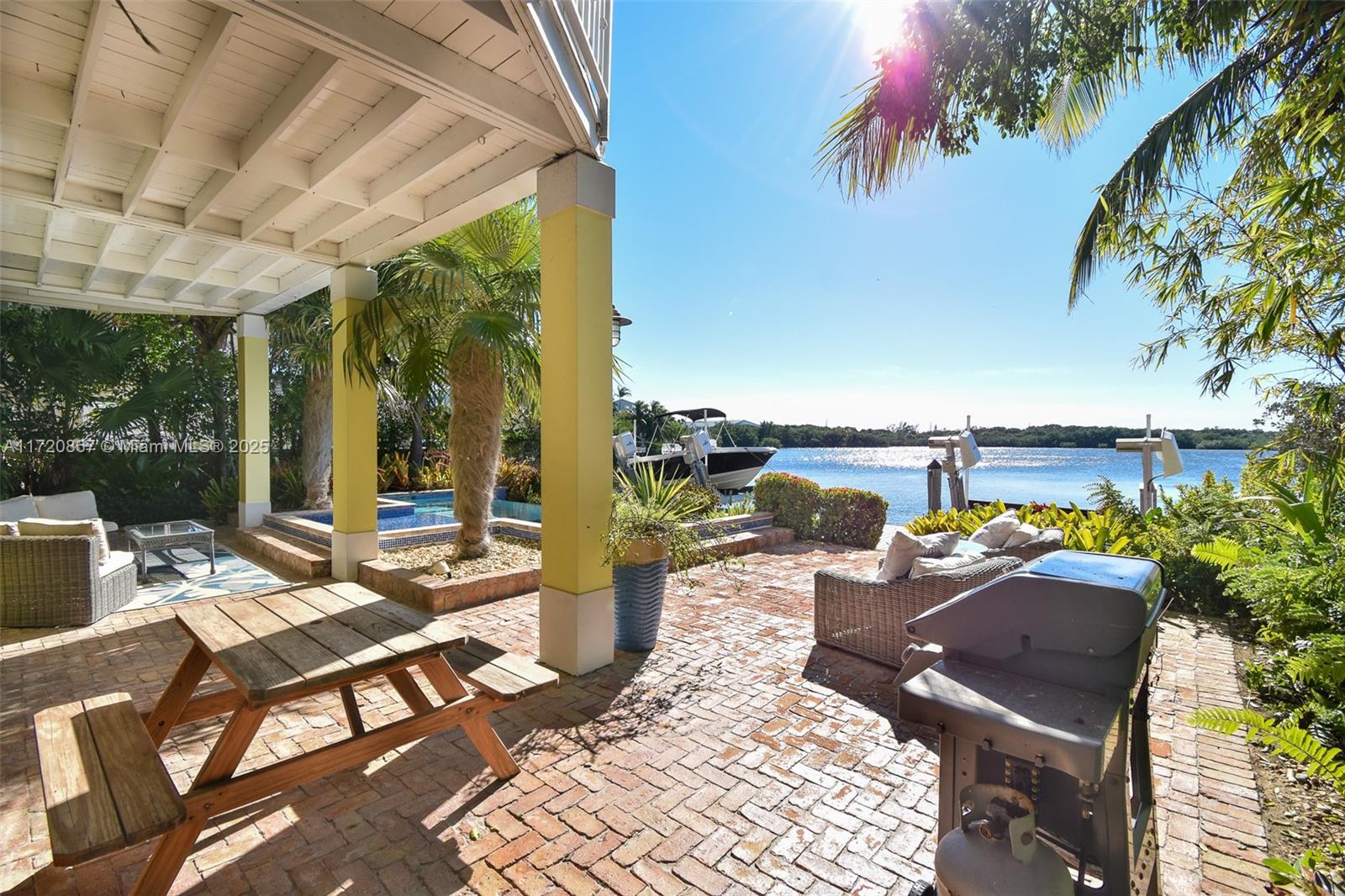 LAKE HARBOR 1ST ADD - Residential