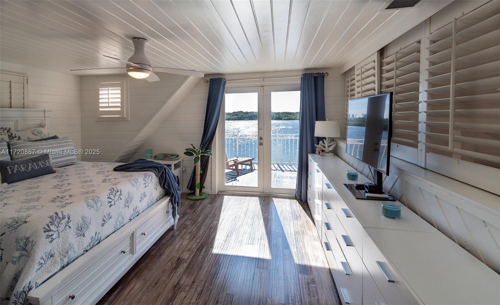 LAKE HARBOR 1ST ADD - Residential