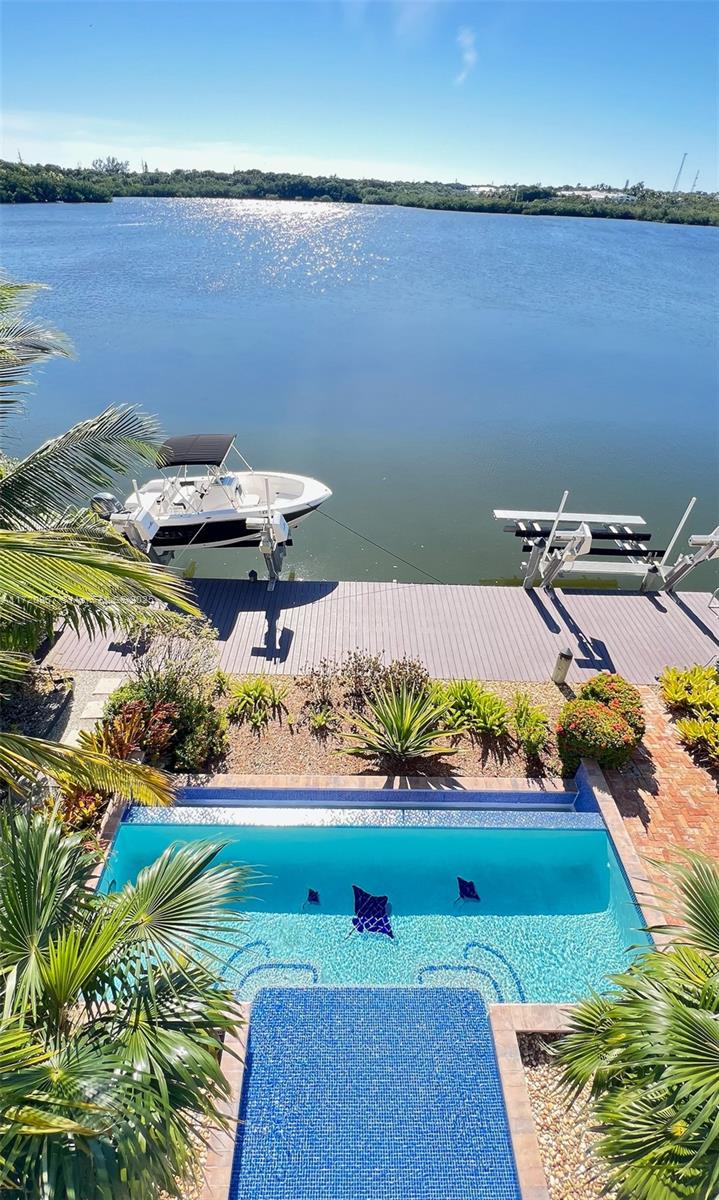 LAKE HARBOR 1ST ADD - Residential