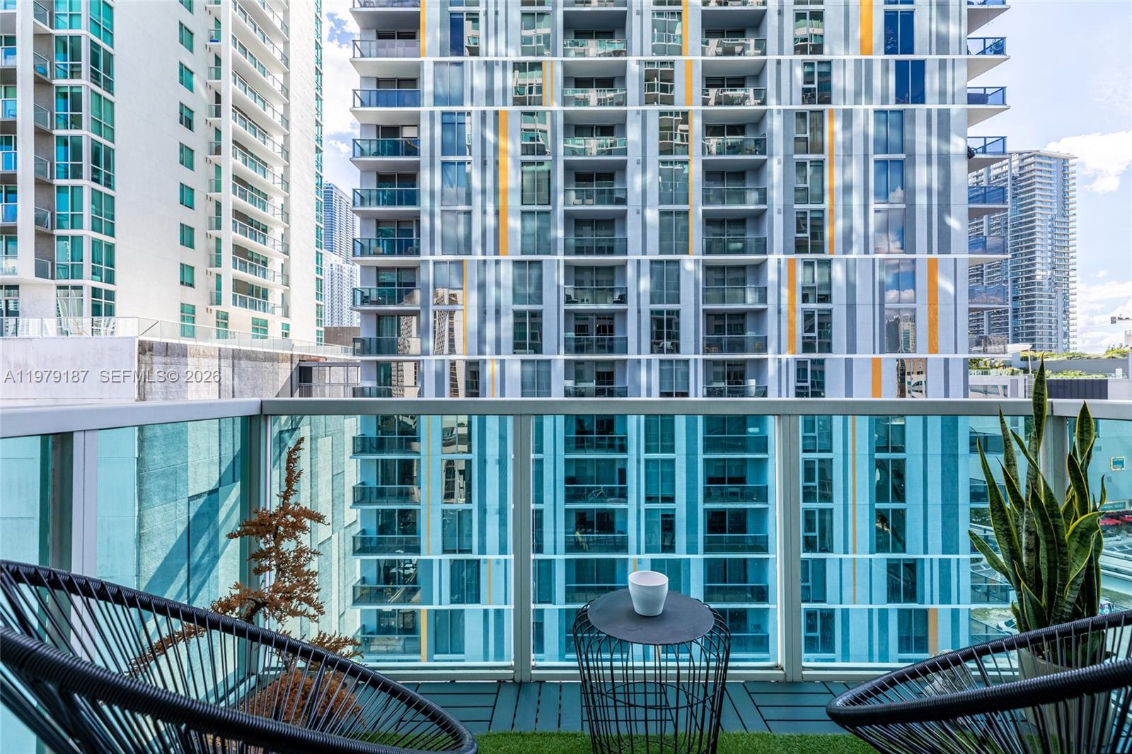 BRICKELL ON THE RIVER S T - Residential Lease