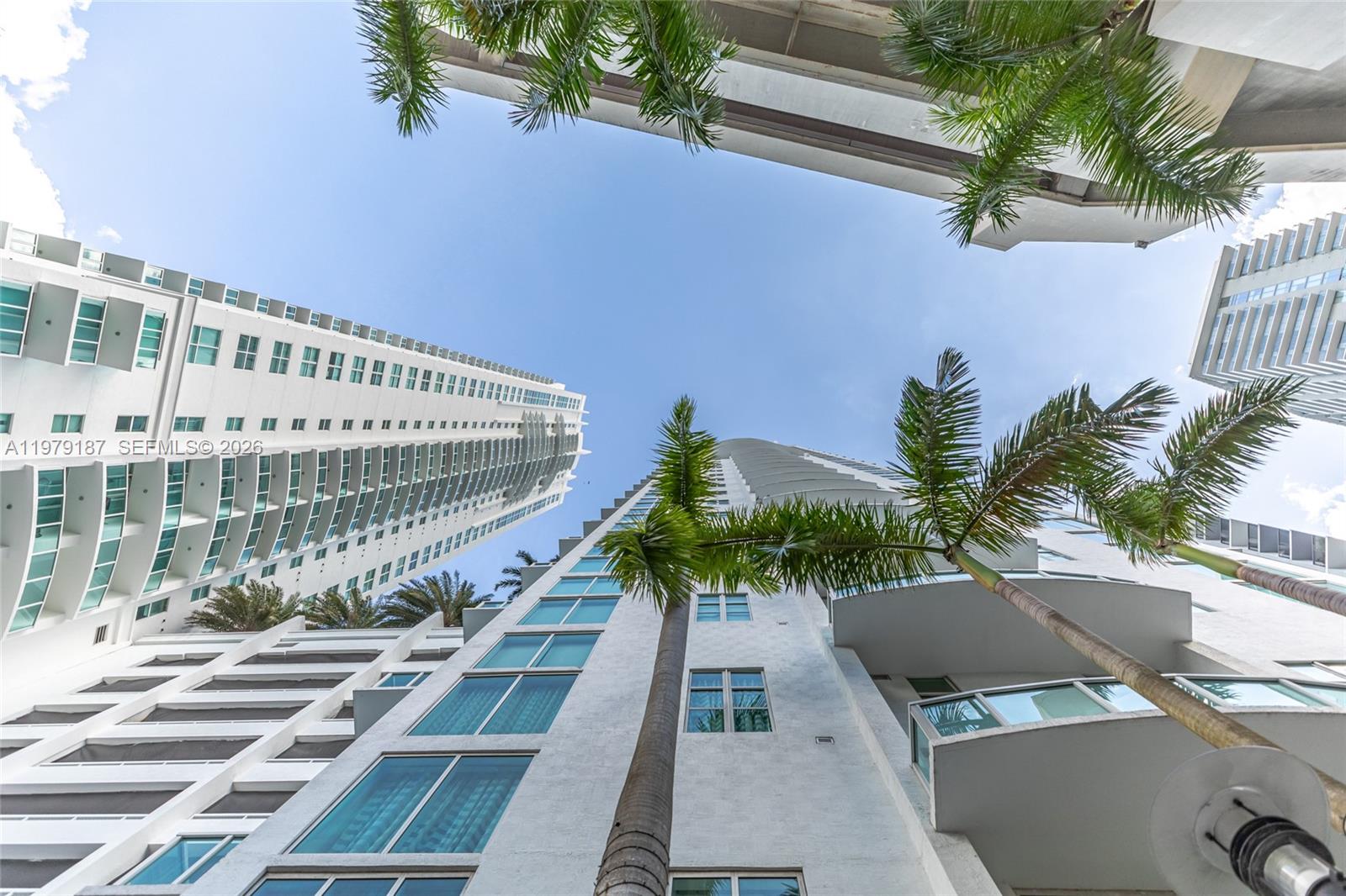 BRICKELL ON THE RIVER S T - Residential Lease