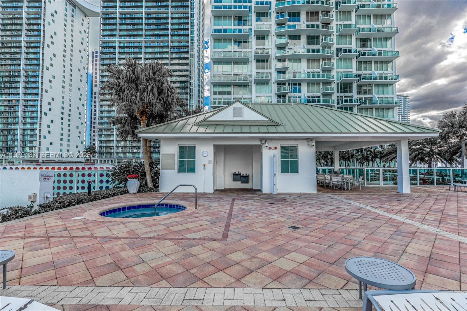 BRICKELL ON THE RIVER S T - Residential Lease